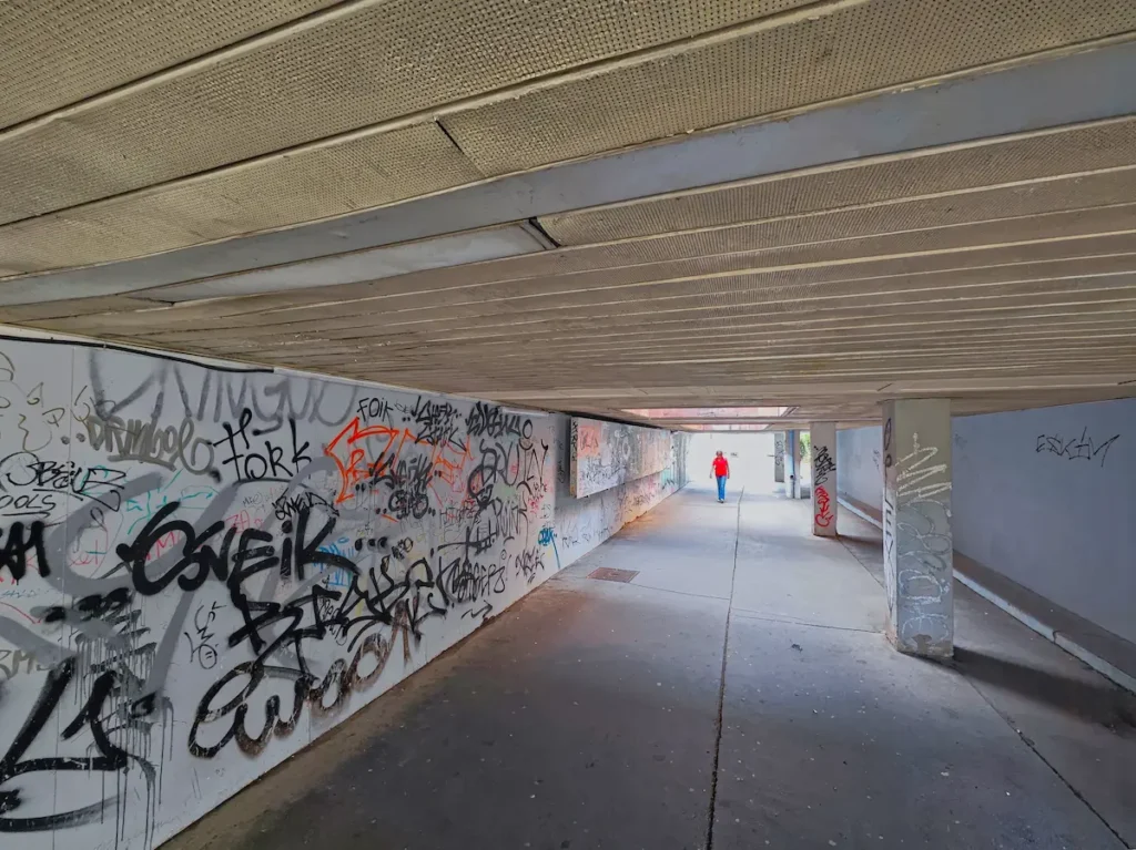 Průchod za Albertem po drobné opravě